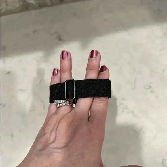 Apple Watch Case/Band Black with Adjustable Strap - Picture 3 of 5